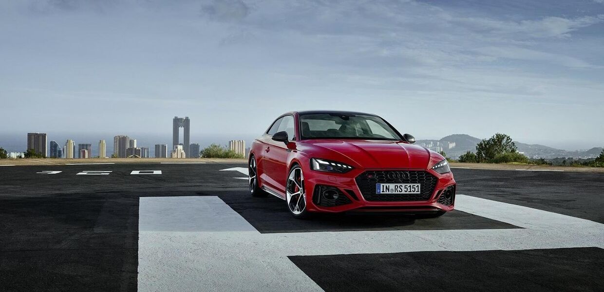 Audi RS 4 Avant und RS 5 – neue Competition-Pakete